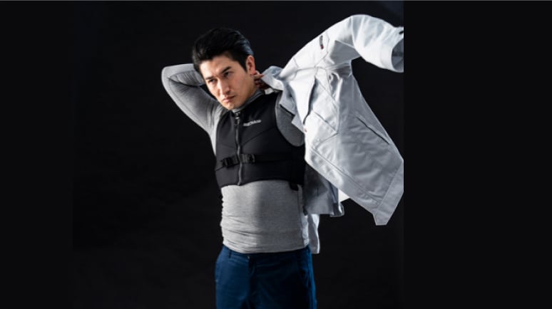 MEDIAID水冷服 働くカラダを暑熱から守るペルチェ式水冷服「メディエイド